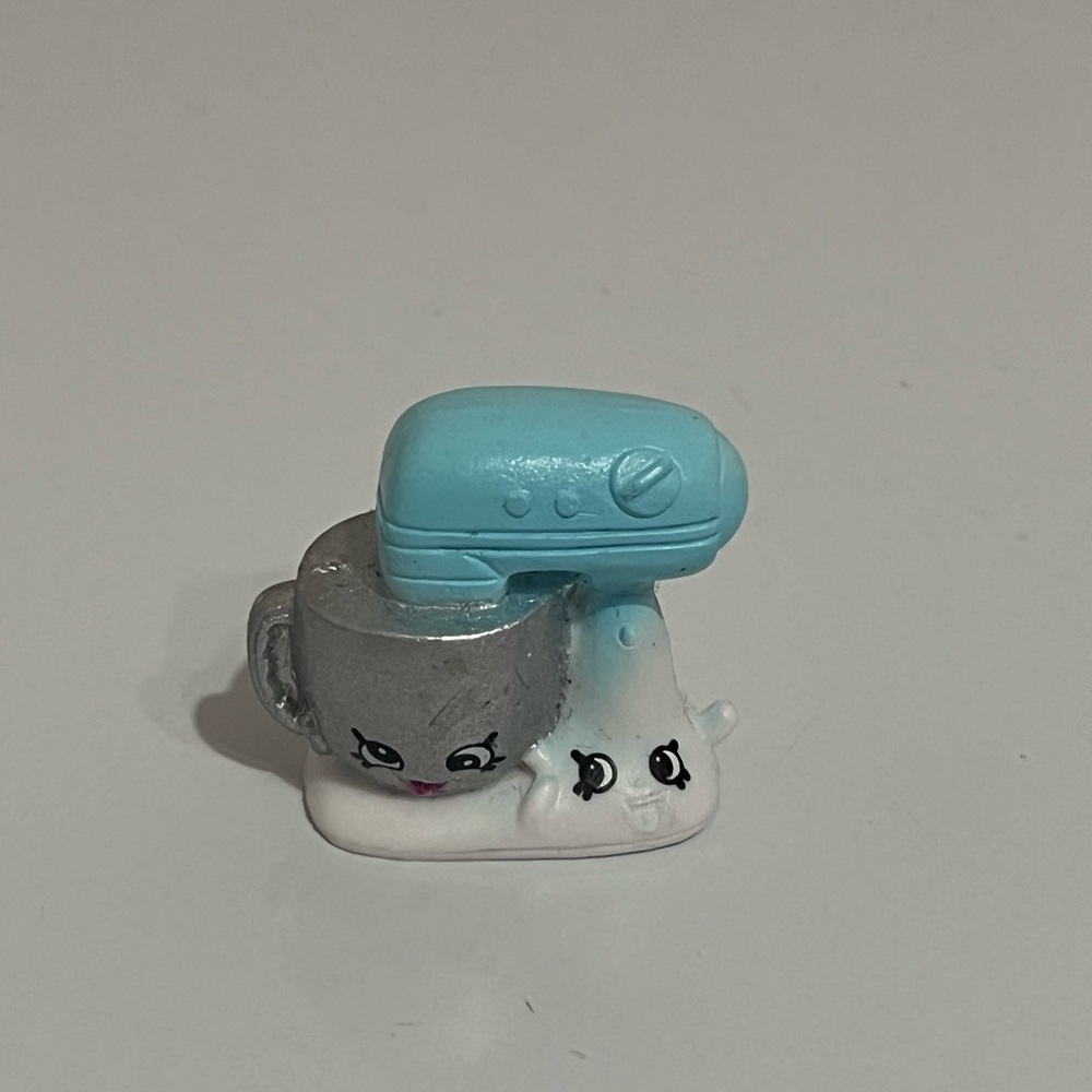 Shopkins Season 2 Brenda Blender - Rare Blue Variant - Homewares